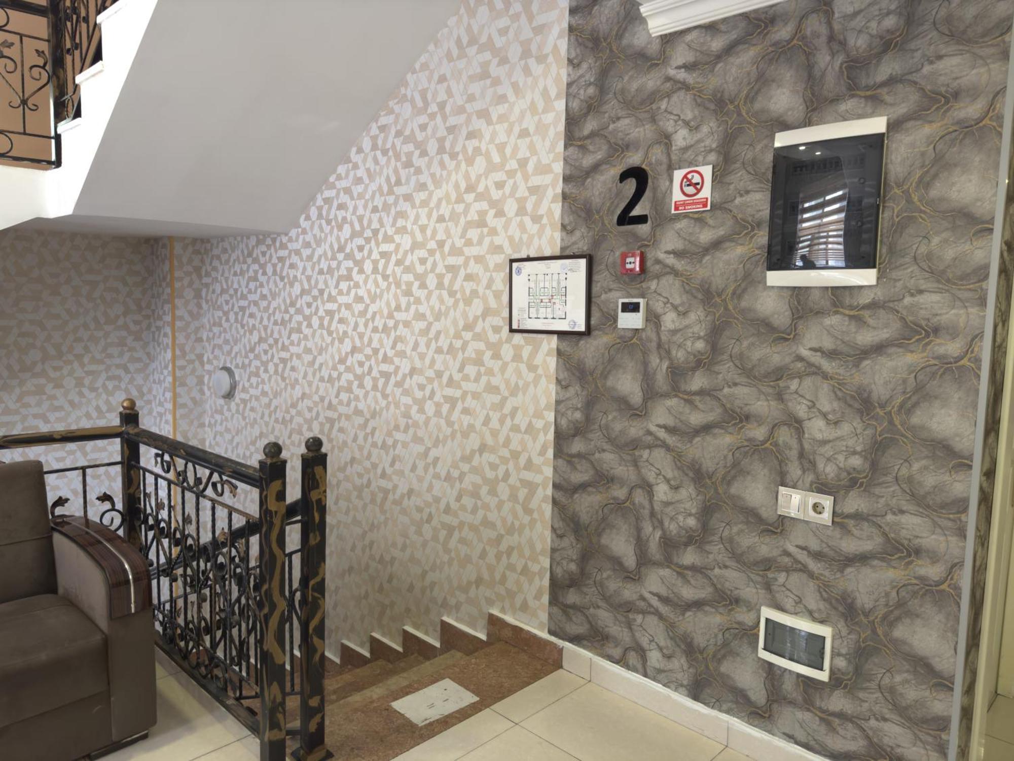 Eleon Hotel Baku Exterior photo
